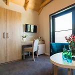 Couette-café U Przyjaciol - 3*