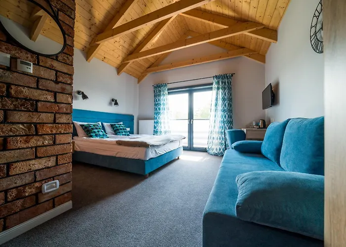 U Przyjaciol - 3* Дембки